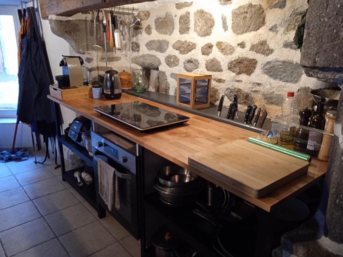 Tour Medievale De L'An Mille Apartment Loudes Luaran gambar
