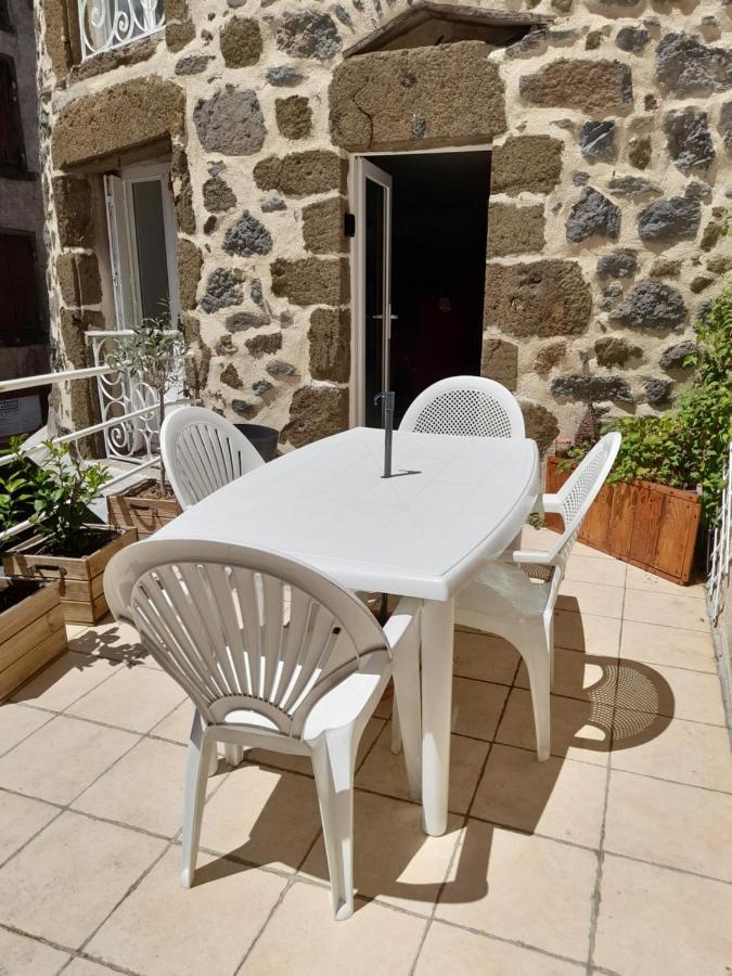 Tour Medievale De L'An Mille Apartment Loudes Luaran gambar
